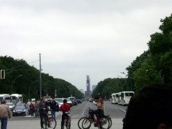 Straße des 17. Juni (west of Brandenburg Gate)