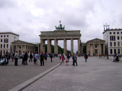 Brandenburger Tor (Brandenburg Gate)